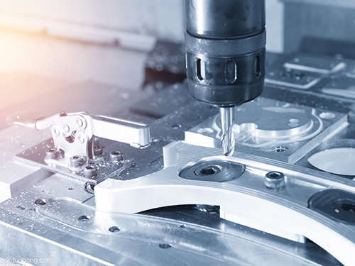 精密零件加工中大型精密零件的維護須知